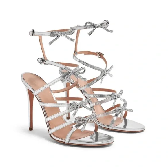 Giambattista Valli
Love Bow leather sandals - Picture 1 of 9